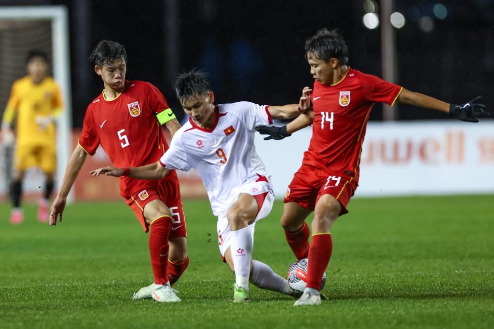 博主：弥漫些许离别味道，个别国安球员已从基地搬走私人物品