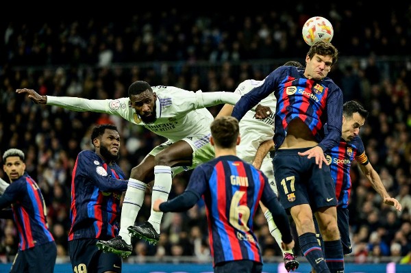 铜梁龙&广州豹角逐最后一个冲超名额，你认为谁将获得入场劵？