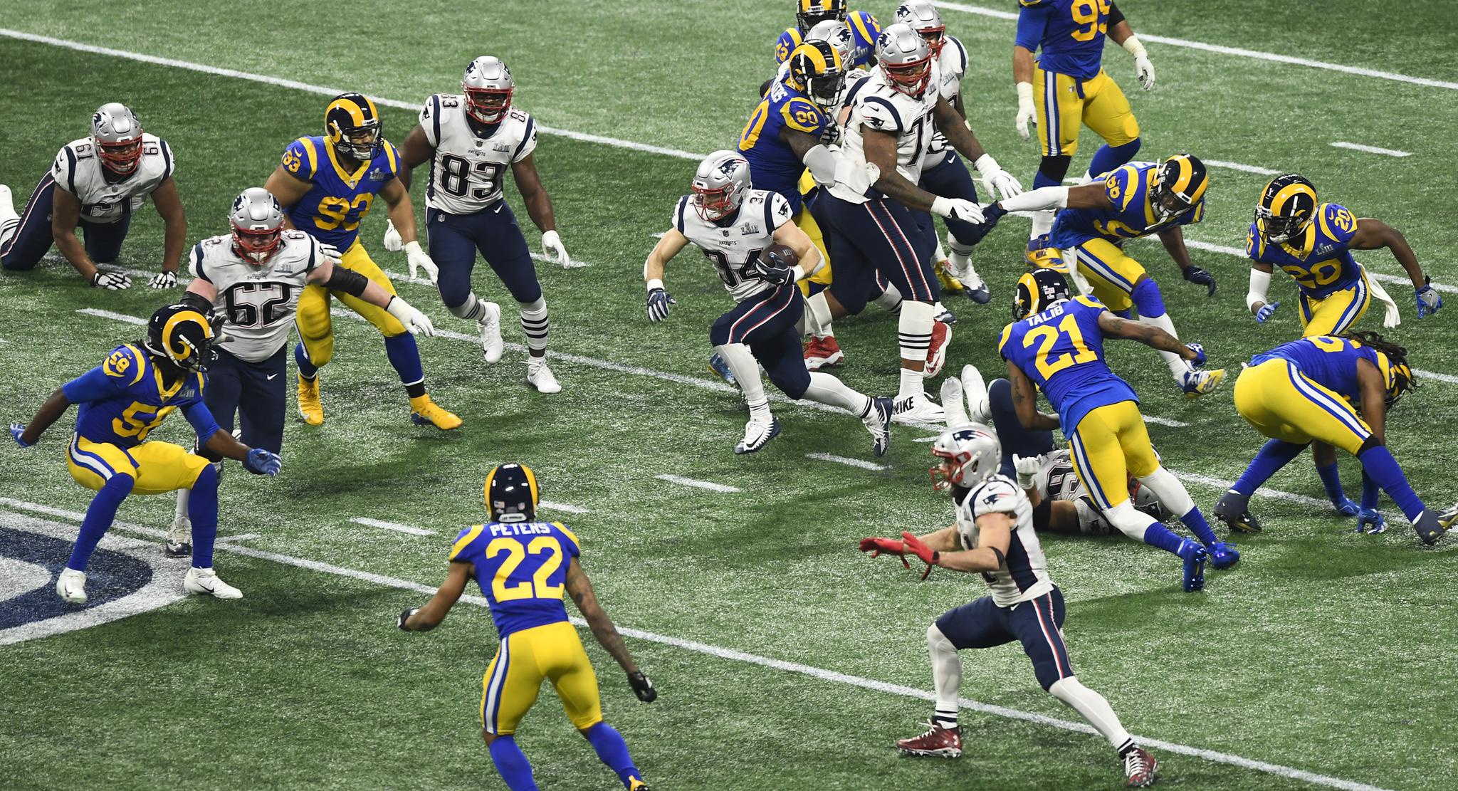 西班牙战胜德国卫冕女足欧国联，大都会球场吸引超5万人观赛